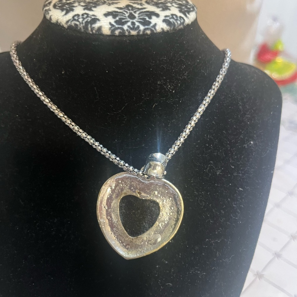 Elegant Silver and Orange Pendant‎ Necklace - Picture 2 of 3